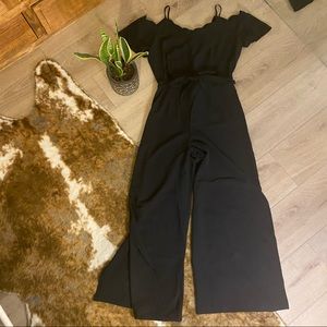 NWT 🤩 Adorable wide leg jump suit